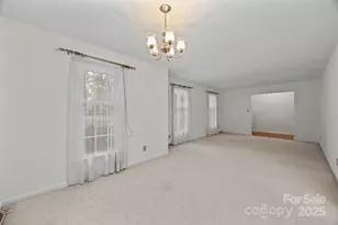 5640 Sharon Rd, Charlotte, NC 28210 - Photo 7