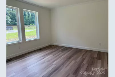 204 Oscelake Way, Hendersonville, NC 28739 - Photo 23