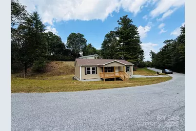 204 Oscelake Way, Hendersonville, NC 28739 - Photo 5