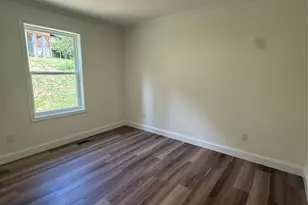 204 Oscelake Way, Hendersonville, NC 28739 - Photo 19