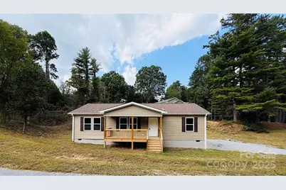 204 Oscelake Way, Hendersonville, NC 28739 - Photo 1