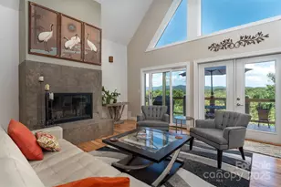 18 Timber Moss Dr, Asheville, NC 28804 - Photo 3