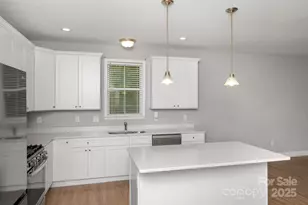 100 Holly Dr, Duncan, SC 29334 - Photo 11