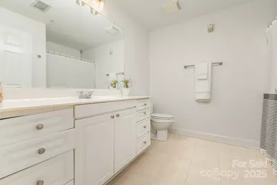 300 W 5th Street #250, Charlotte, NC 28202 - Photo 13