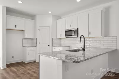 109 Indian Wells Court, Harmony, NC 28634 - Photo 7