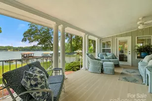 703 Island Point Rd, Mount Holly, NC 28120 - Photo 35