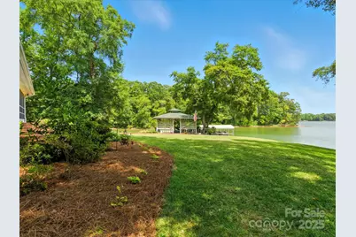 703 Island Point Road, Mount Holly, NC 28120 - Photo 41