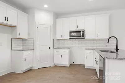 123 Indian Wells Court, Harmony, NC 28634 - Photo 9