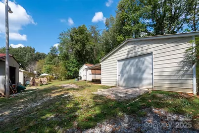 3991 Silver Creek Terrace, Morganton, NC 28655 - Photo 23