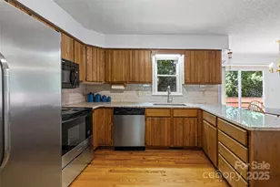 25011 Club View Dr, Tega Cay, SC 29708 - Photo 13