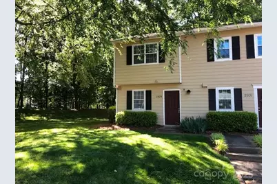 2929 Heathstead Place, Charlotte, NC 28210 - Photo 1