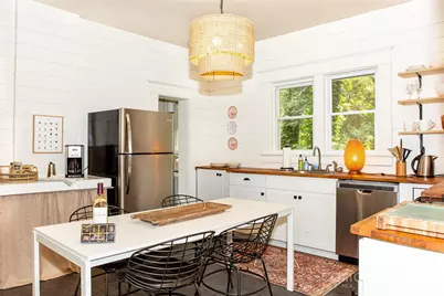 737 Florida Avenue, Hendersonville, NC 28739 - Photo 9