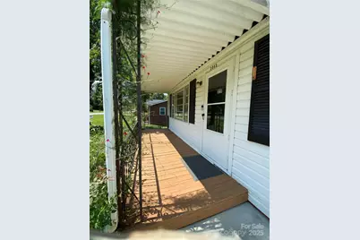 2842 1st Avenue NW, Hickory, NC 28601 - Photo 43