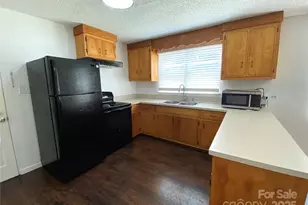 2842 1st Ave NW, Hickory, NC 28601 - Photo 11