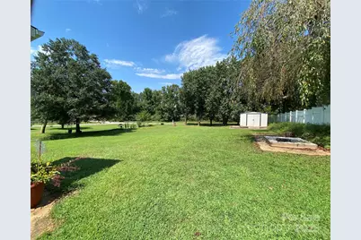 2842 1st Avenue NW, Hickory, NC 28601 - Photo 7