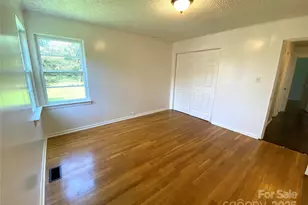 2842 1st Ave NW, Hickory, NC 28601 - Photo 21