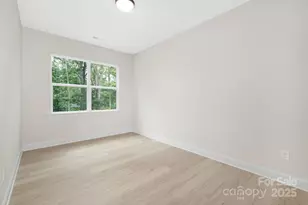 4015 Oakdale Rd, Charlotte, NC 28216 - Photo 17