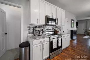 1228 Rising Oak Dr, Charlotte, NC 28206 - Photo 23