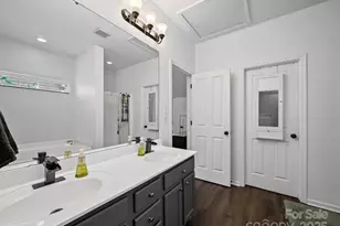 1228 Rising Oak Dr, Charlotte, NC 28206 - Photo 29