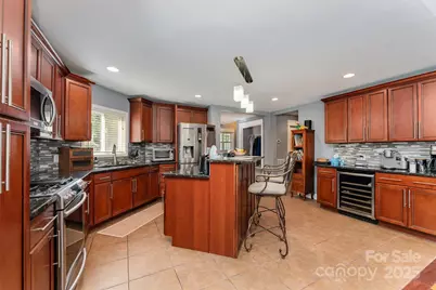 311 Dover Avenue, Charlotte, NC 28209 - Photo 13