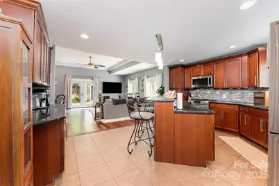 311 Dover Avenue, Charlotte, NC 28209 - Photo 11