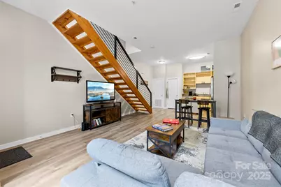 3239 Wesley Avenue, Charlotte, NC 28205 - Photo 1