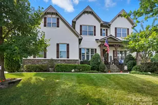 546 Abelia Ln, Fort Mill, SC 29708 - Photo 3