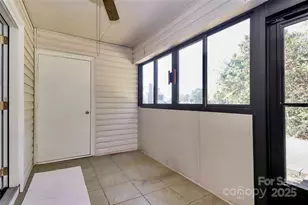 10918 Carmel Crossing Rd, Charlotte, NC 28226 - Photo 19