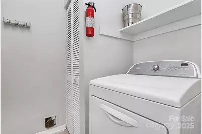 10918 Carmel Crossing Road, Charlotte, NC 28226 - Photo 15