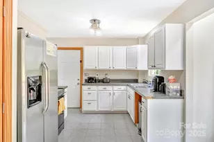 7575 Tanglewood Dr, Vale, NC 28168 - Photo 13