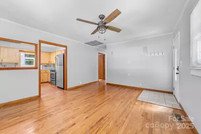 806 Dogwood Drive, Dallas, NC 28034 - Photo 5