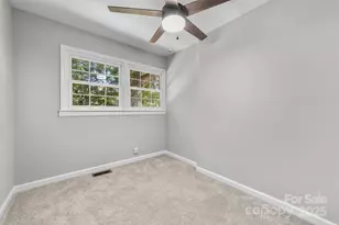 806 Dogwood Dr, Dallas, NC 28034 - Photo 19