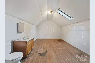 147 Walnut Avenue, Spruce Pine, NC 28777 - Photo 25