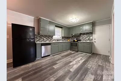 2218 W 5th Avenue, Gastonia, NC 28052 - Photo 7