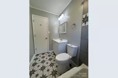 2218 W 5th Avenue, Gastonia, NC 28052 - Photo 13