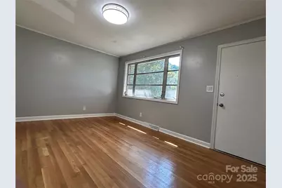 2218 W 5th Avenue, Gastonia, NC 28052 - Photo 11