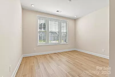 7332 Jolly Brook Drive, Charlotte, NC 28215 - Photo 25