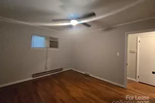 809 Wilbrown Cir, Charlotte, NC 28217 - Photo 11