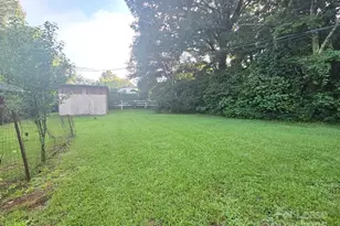 809 Wilbrown Cir, Charlotte, NC 28217 - Photo 21