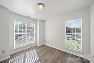 11209 Astoria Dr, Charlotte, NC 28262 - Photo 7