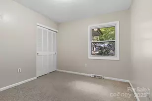 2 Fernbrook Pl, Asheville, NC 28804 - Photo 17