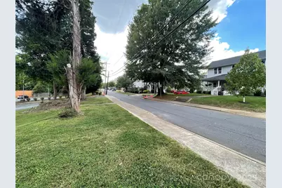 1608 Duckworth Avenue, Charlotte, NC 28208 - Photo 13