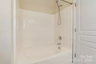 827 Gentlewinds Ct, Fort Mill, SC 29708 - Photo 17