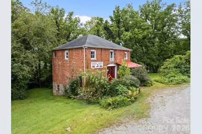 123 S Main Street, Waynesville, NC 28786 - Photo 17