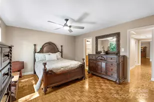 1300 Queens Rd, Charlotte, NC 28207 - Photo 21