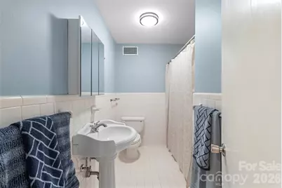 1300 Queens Road #402, Charlotte, NC 28207 - Photo 25