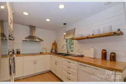 205 Spring Branch Road, Beech Mountain, NC 28604 - Photo 15