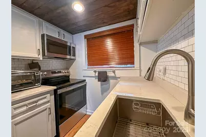 220 Northridge Road #25, Beech Mountain, NC 28604 - Photo 15