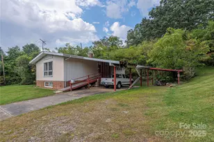 1701 Old Clyde Rd, Clyde, NC 28721 - Photo 15