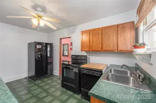 589 Pisgah Dr, Canton, NC 28716 - Photo 9